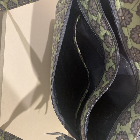 VERA BRADLEY Women’s Nomadic Blossom Triple Zip Hipster Crossbody - Picture 4 of 4